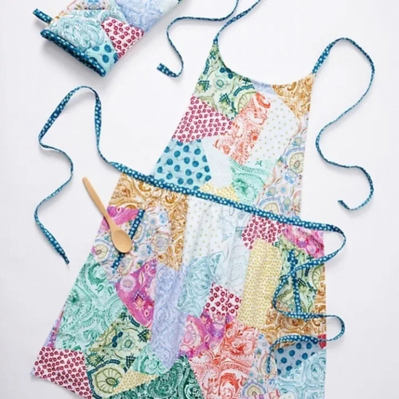 Anthropologie Jolie Oven Mitt and Apron Set - Picture 3 of 5